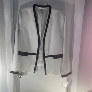 Kasper White and Black Blazer